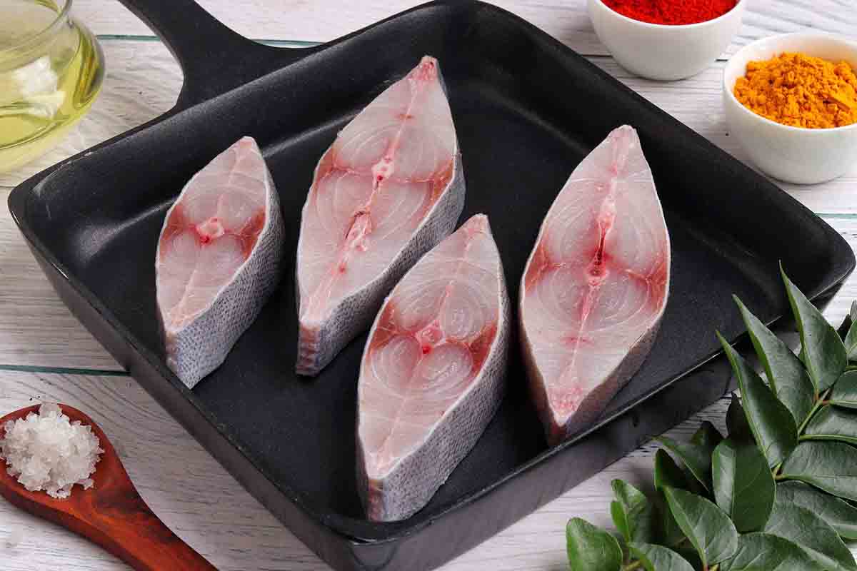 Pomfret steaks (fresh water)